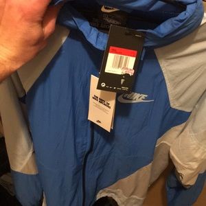 Classic Nike Adult Large. Brand new with tags
